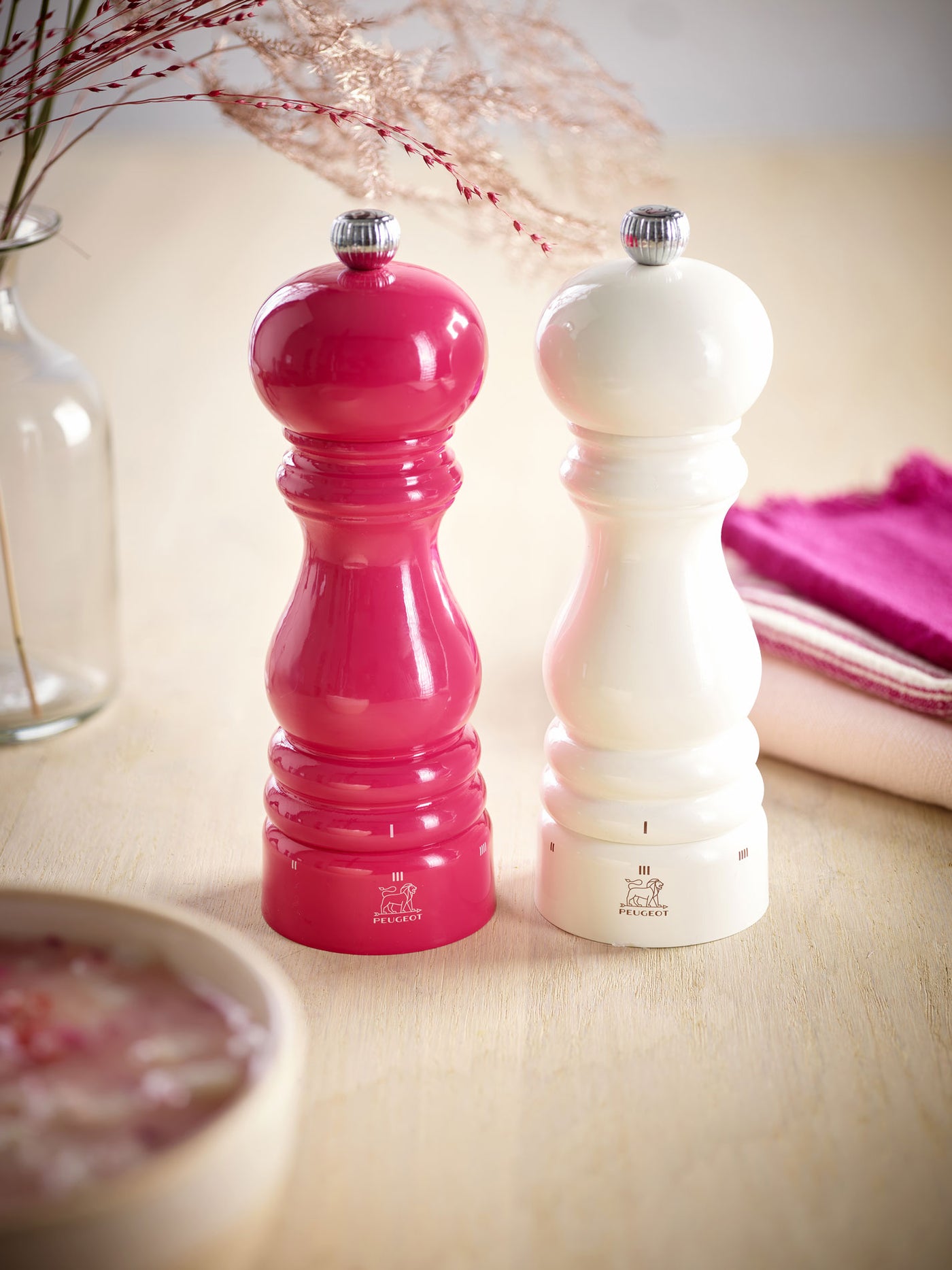 Peugeot Paris u'Select Pepper & Salt Mill Set 7-in, Candy Pink & White