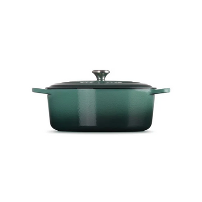 Le Creuset Signature Enameled Cast Iron Oval Dutch Oven, 8-Quart