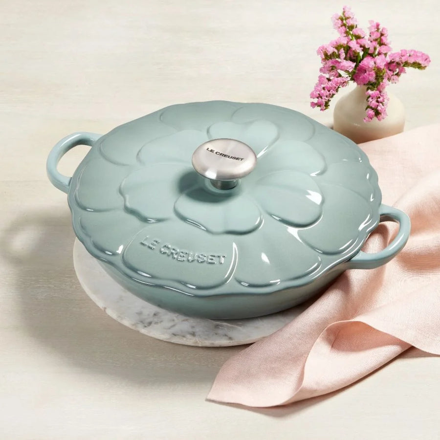 LE CREUSET fashion Overseas Flower Petal Dishes